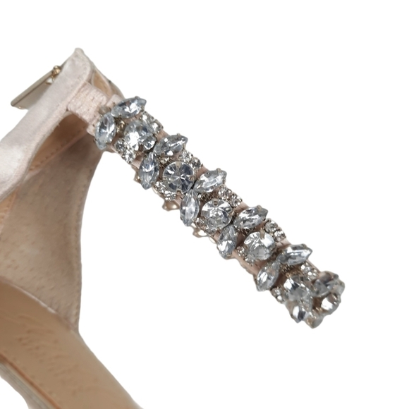 Jewel Badgley Mischka‎ Lorraine Kitten Heel Blush Satin Rhinestone Ankle … - Picture 11 of 13